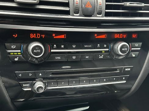 Used 2018 BMW X5 xDrive35i w/ Premium Package image 21