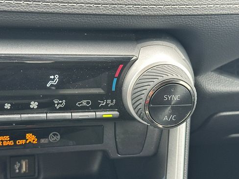 Certified 2025 Toyota RAV4 XLE image 31