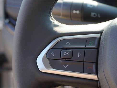 New 2026 Jeep Compass Latitude image 30