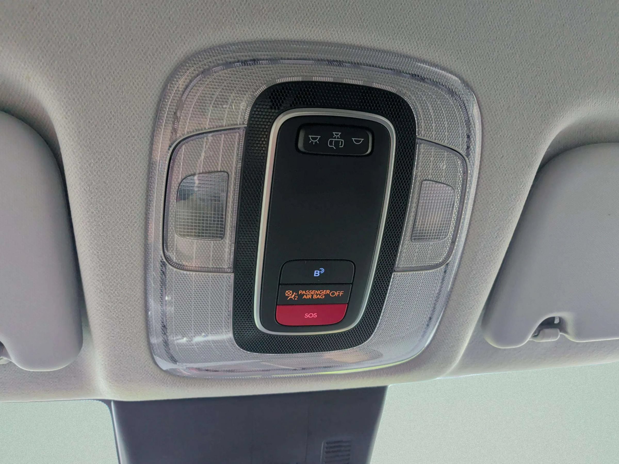 Used 2025 Hyundai Kona SEL FWD image 34