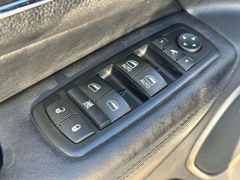 Used 2016 Jeep Grand Cherokee Summit image 18