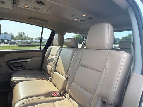 Used 2015 Nissan Armada SL AWD/4WD image 43