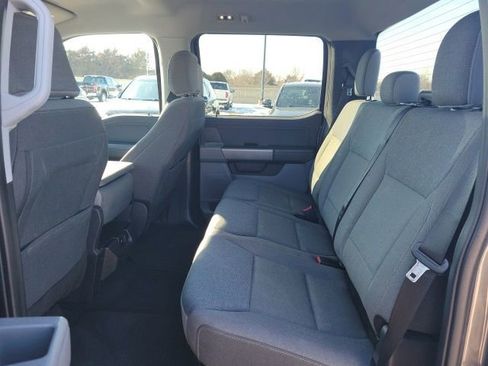 Used 2025 Ford F150 XLT w/ Equipment Group 301A Standard image 17