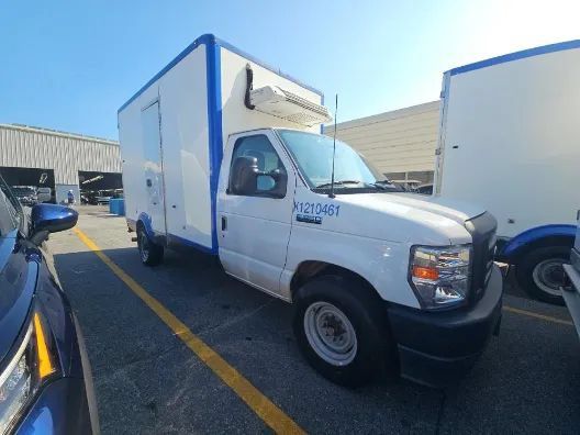 Used 2023 Ford E-350 and Econoline 350 Super Duty w/ Power Windows & Locks Group RWD image 3