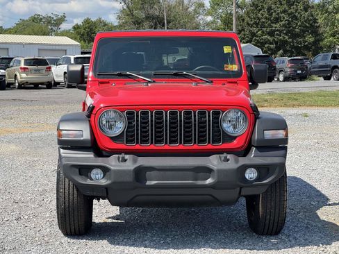 Used 2025 Jeep Wrangler Sport AWD/4WD image 26