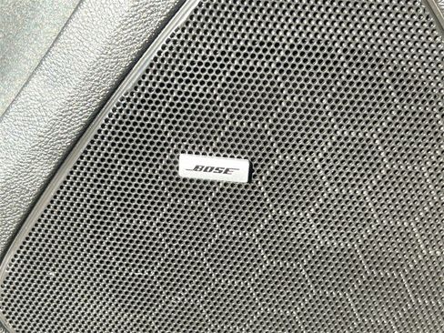 Used 2015 Chevrolet Volt Premium w/ Premium Trim Package image 30