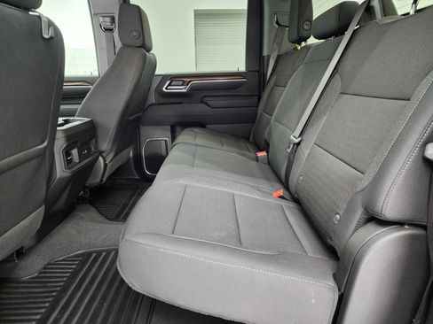 Used 2025 Chevrolet Silverado 2500 LT w/ Trail Boss Package image 9