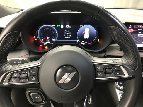 Used 2024 Dodge Hornet GT image 11