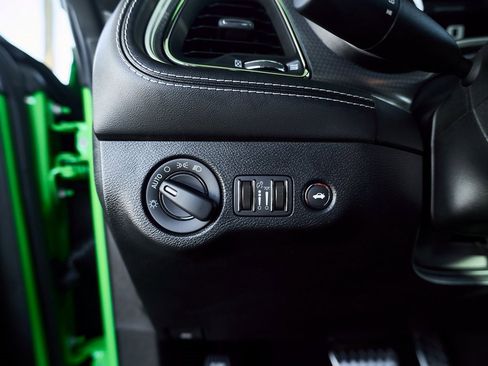 Used 2023 Dodge Challenger SRT Hellcat image 31