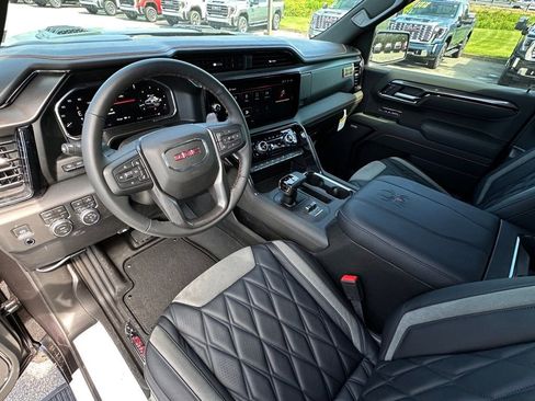 New 2026 GMC Sierra 1500 AT4 w/ AT4 Premium Package AWD/4WD image 18