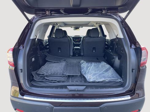 Certified 2024 Subaru Ascent Touring AWD/4WD image 8