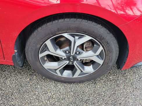 Used 2021 Kia Forte LXS FWD image 38