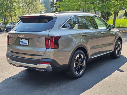 New 2026 Kia Sorento EX w/ EX Premium Package AWD/4WD image 5
