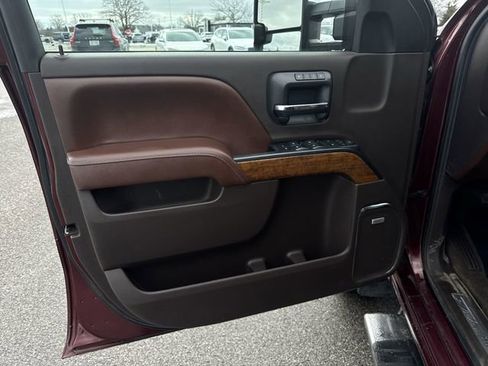 Used 2017 Chevrolet Silverado 2500 High Country w/ Duramax Plus Package image 22