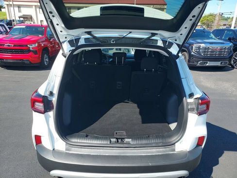 Used 2025 Ford Escape Active AWD/4WD image 9