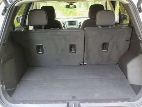 Used 2024 Chevrolet Equinox LT image 9