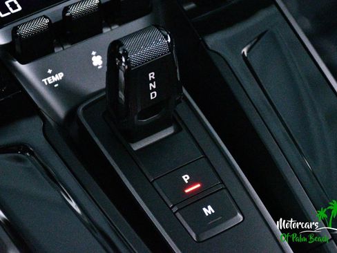 Used 2025 Porsche 911 Carrera RWD image 62
