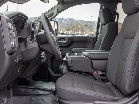 New 2026 GMC Sierra 3500 Pro w/ Convenience Package image 6