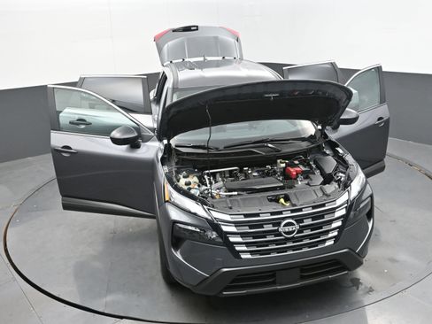 Certified 2025 Nissan Rogue S image 35