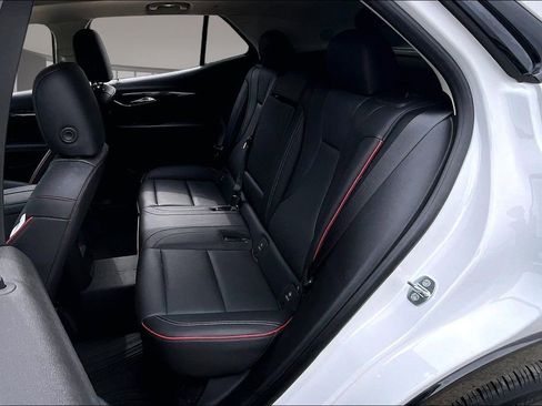 Used 2023 Buick Envision Essence w/ Technology Package I image 19