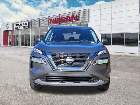Certified 2023 Nissan Rogue SV image 2