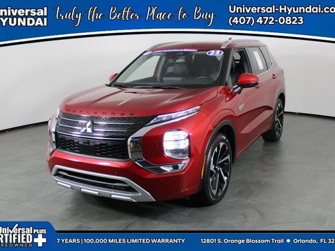 Used 2023 Mitsubishi Outlander 4WD Plug-In Hybrid image 1