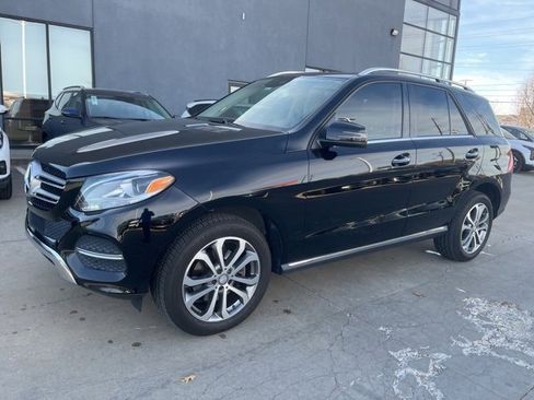 Used 2016 Mercedes-Benz GLE 350 4MATIC image 2