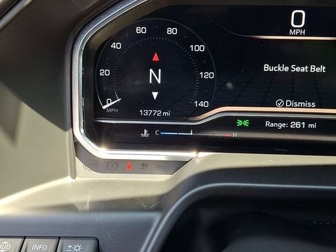 Used 2025 GMC Sierra 1500 AT4 w/ AT4 Premium Package AWD/4WD image 22