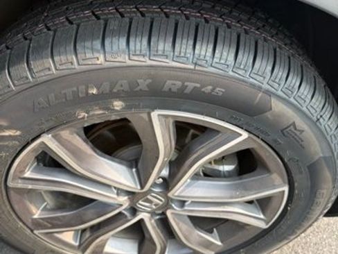 Used 2020 Honda CR-V Touring image 12