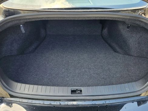 Used 2018 INFINITI Q50 Luxe w/ Sensory Package (Luxe) AWD/4WD image 16