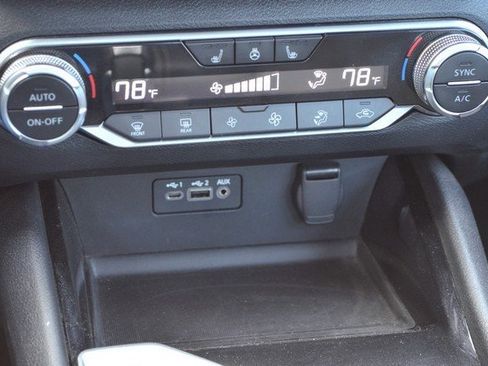 Used 2020 Nissan Altima 2.5 SV image 30