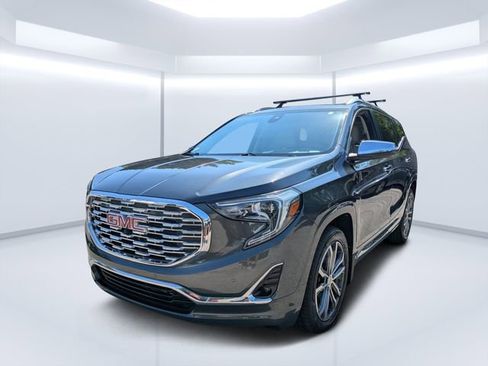 Used 2018 GMC Terrain Denali w/ Advanced Safety Package FWD image 7