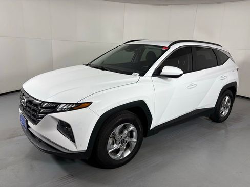 Used 2024 Hyundai Tucson SEL FWD image 4