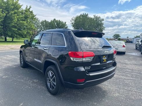 Used 2018 Jeep Grand Cherokee Limited AWD/4WD image 3
