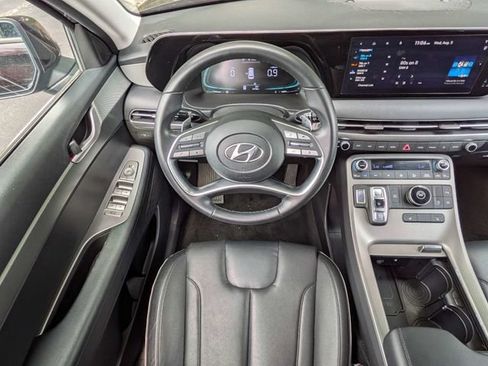 Used 2024 Hyundai Palisade SEL FWD image 18