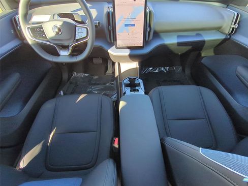 New 2026 Volvo EX30 Plus w/ Protection Package Premier AWD/4WD image 16