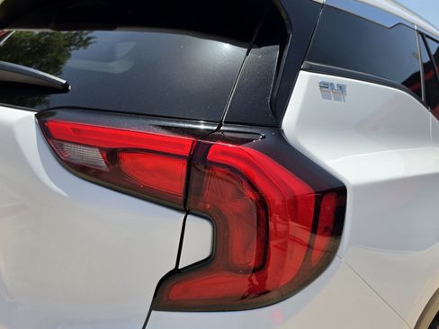 Used 2020 GMC Terrain SLT FWD image 9