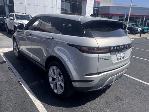 Used 2020 Land Rover Range Rover Evoque SE AWD/4WD image 2