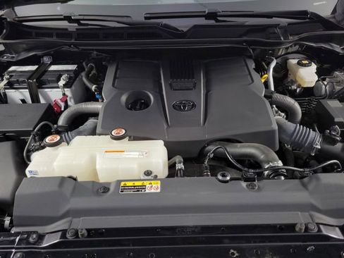Used 2023 Toyota Tundra SR5 w/ SR5 Premium Package AWD/4WD image 14