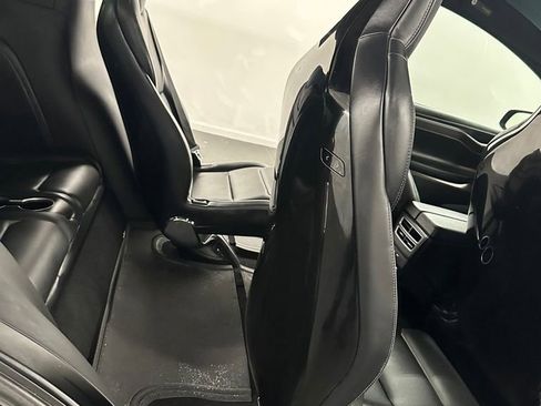 Used 2016 Tesla Model X Performance image 30