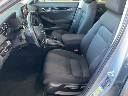 Certified 2022 Honda Civic EX image 3