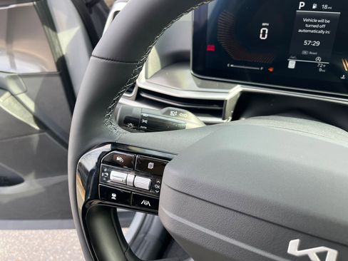 New 2026 Kia Sorento S FWD image 20