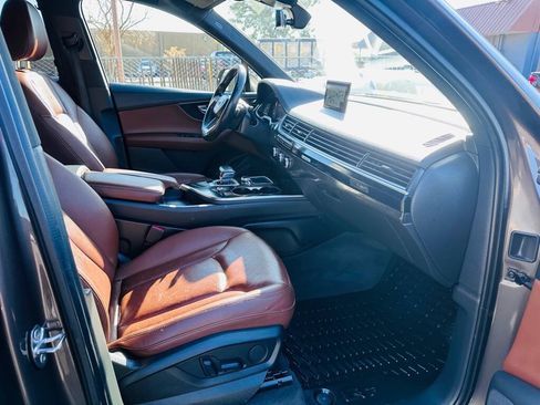 Used 2018 Audi Q7 3.0T Premium Plus AWD/4WD image 17