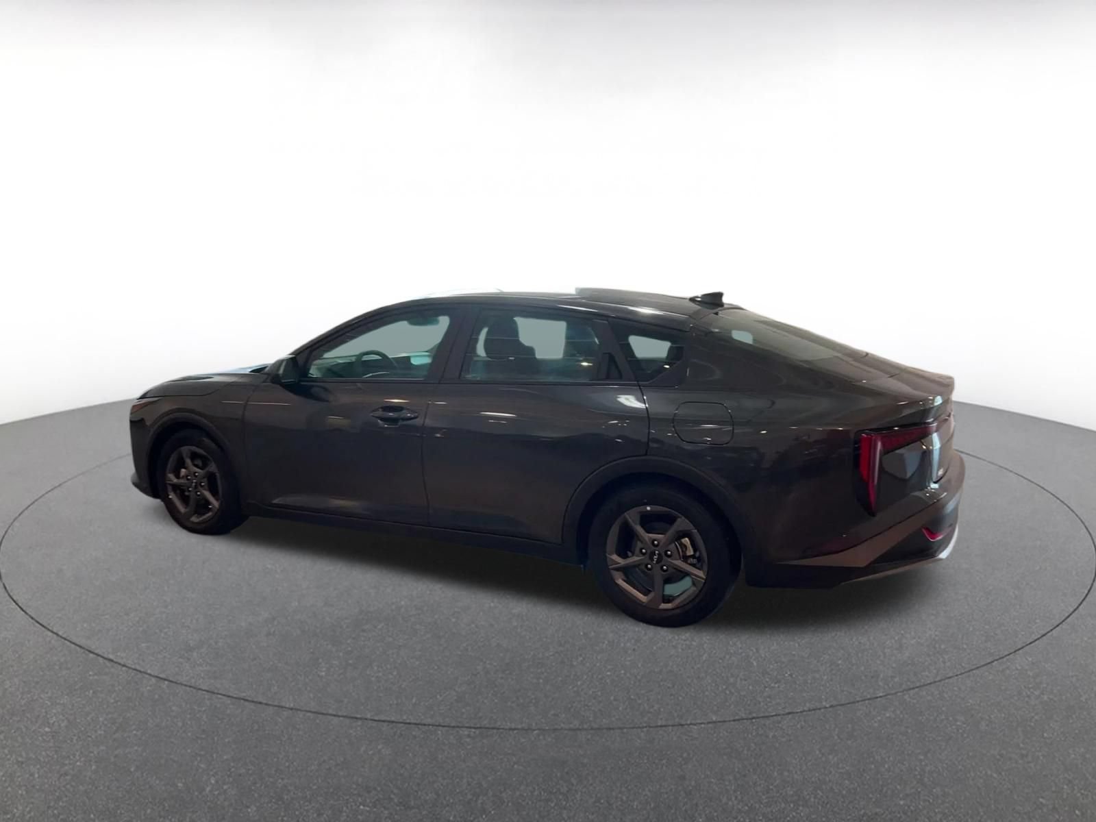 Used 2025 Kia K4 FWD image 9