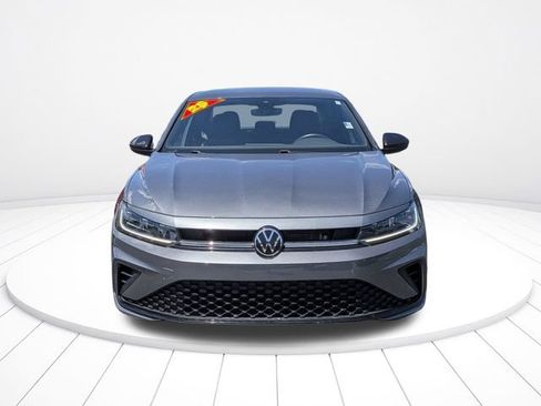Used 2025 Volkswagen Jetta Sport FWD image 8
