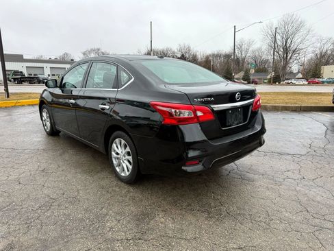 Used 2019 Nissan Sentra SV image 3