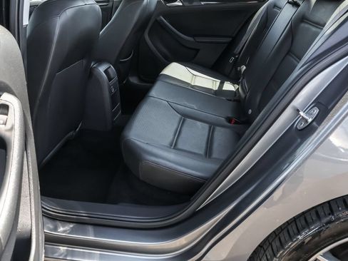 Used 2015 Volkswagen Jetta TDI SEL FWD image 30