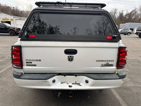 Used 2011 Dodge Dakota Big Horn image 10