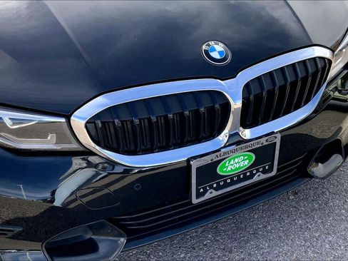 Used 2021 BMW 330e w/ Premium Package image 28