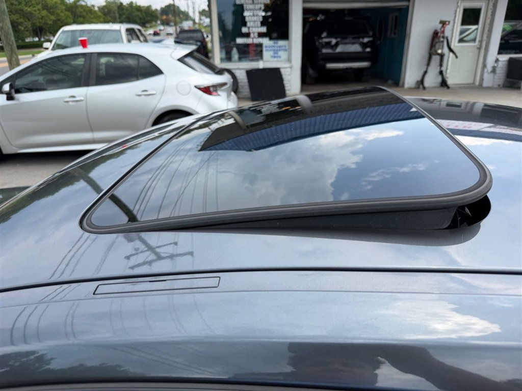 Used 2015 BMW M235i xDrive Coupe AWD/4WD image 10